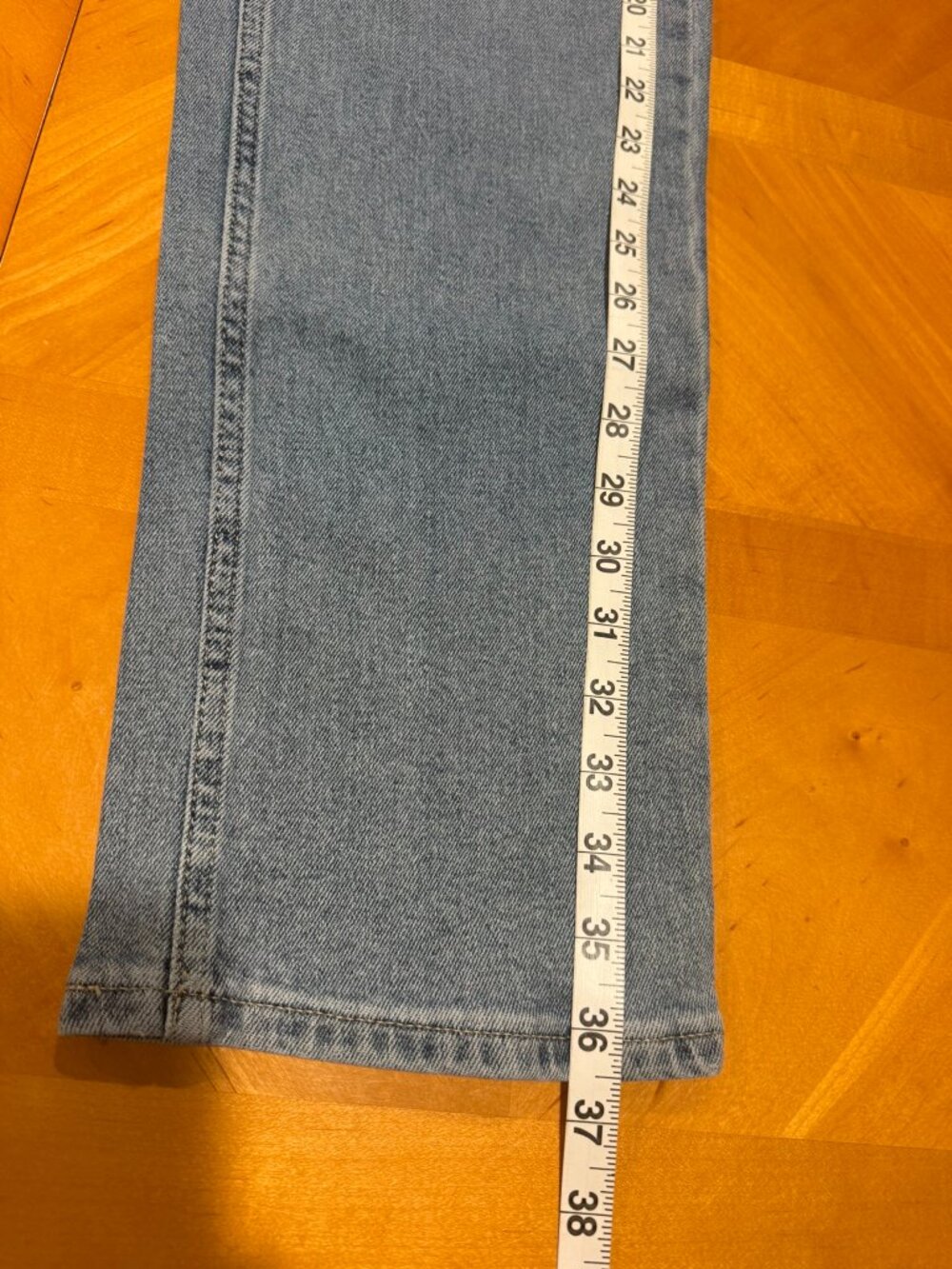 Calvin Klein Straight Leg Jeans Women’s 6 Light Wash Mid Rise Stretch Denim - Picture 3 of 10